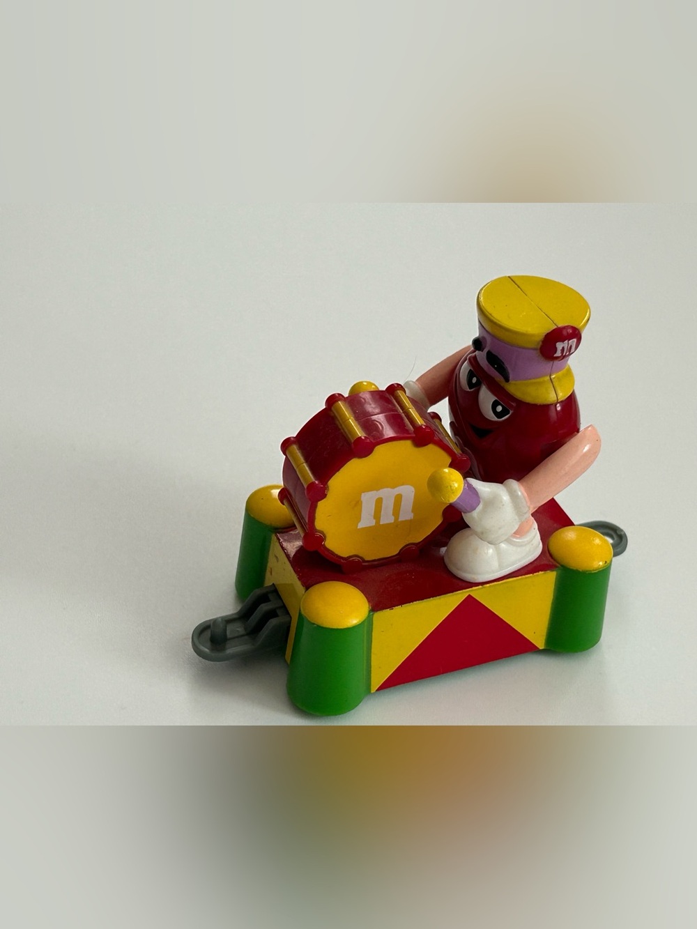 2006 Mars Red M&M Marching Band Train
Holiday
Topper
Collectible
Replacement Toy